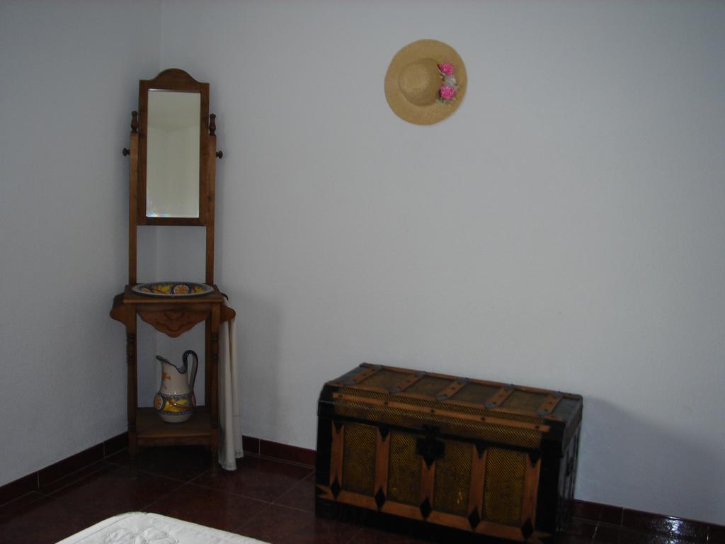 Apartamentos Serrano Ribatajada Exteriér fotografie