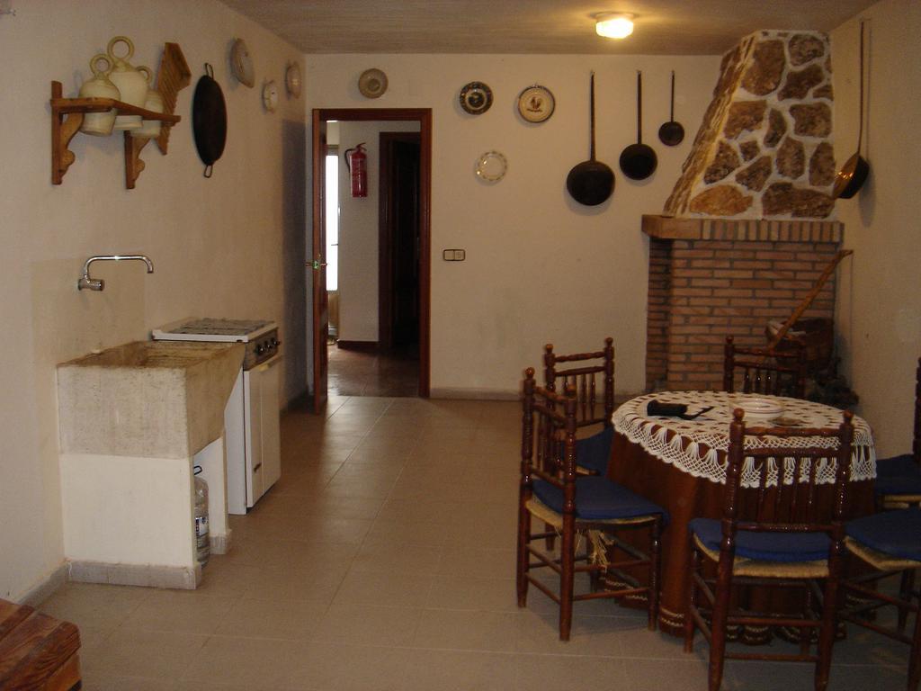 Apartamentos Serrano Ribatajada Exteriér fotografie