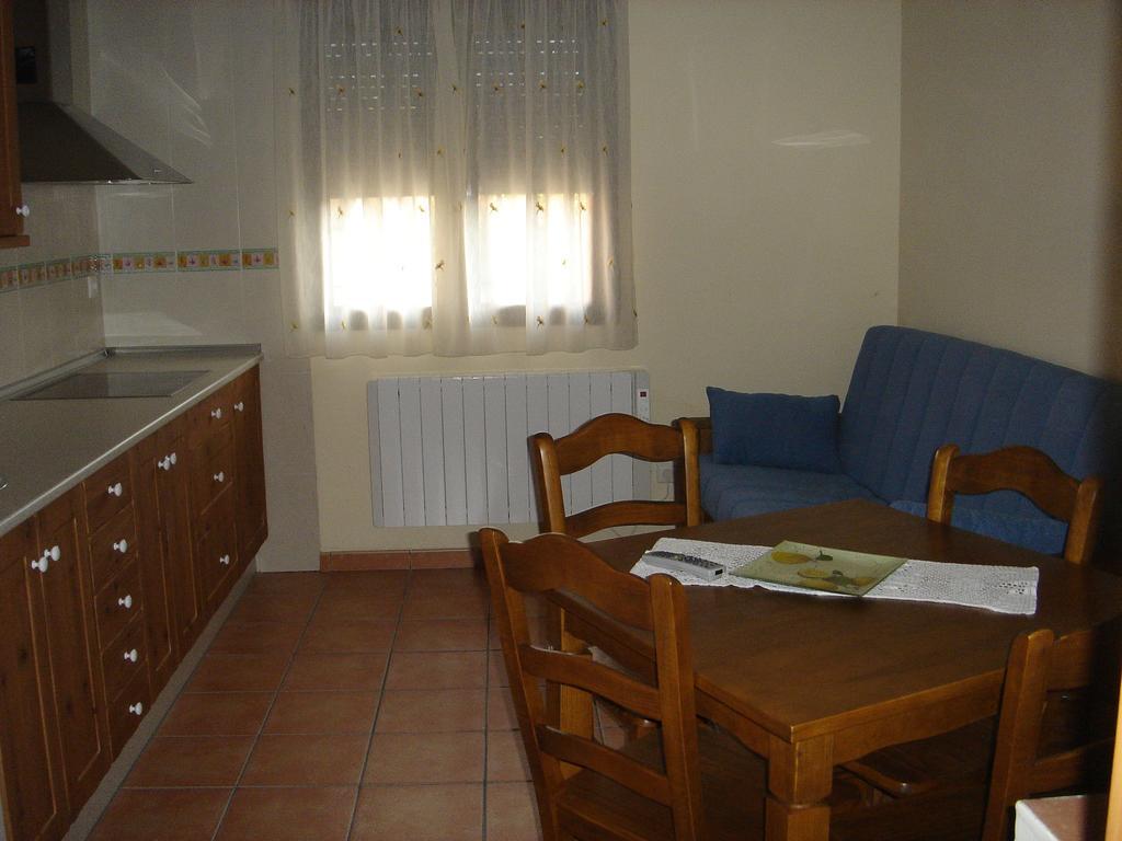 Apartamentos Serrano Ribatajada Exteriér fotografie